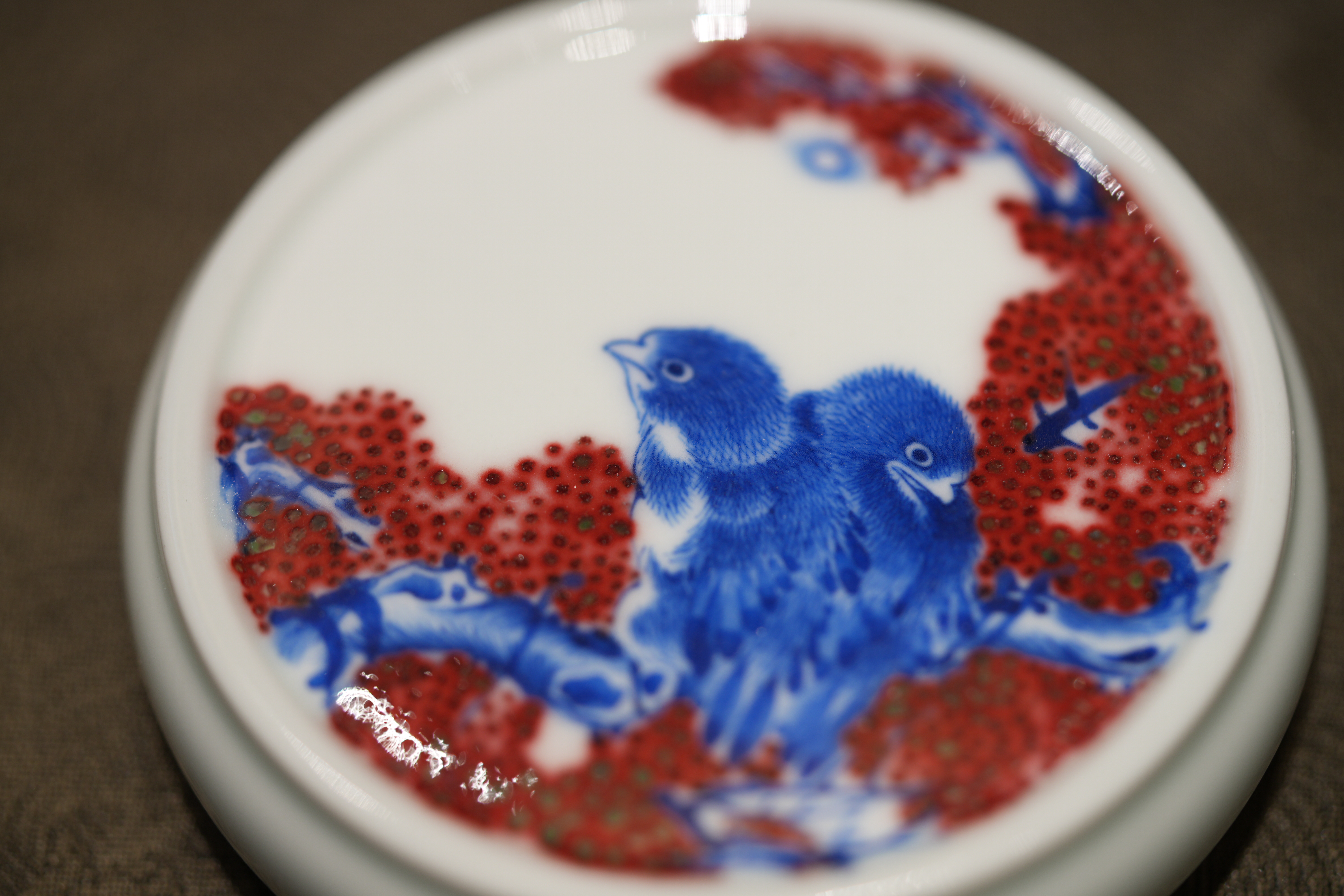 小桥窑：承古启今，景德镇当代花鸟瓷艺的传承与创新者(图2)