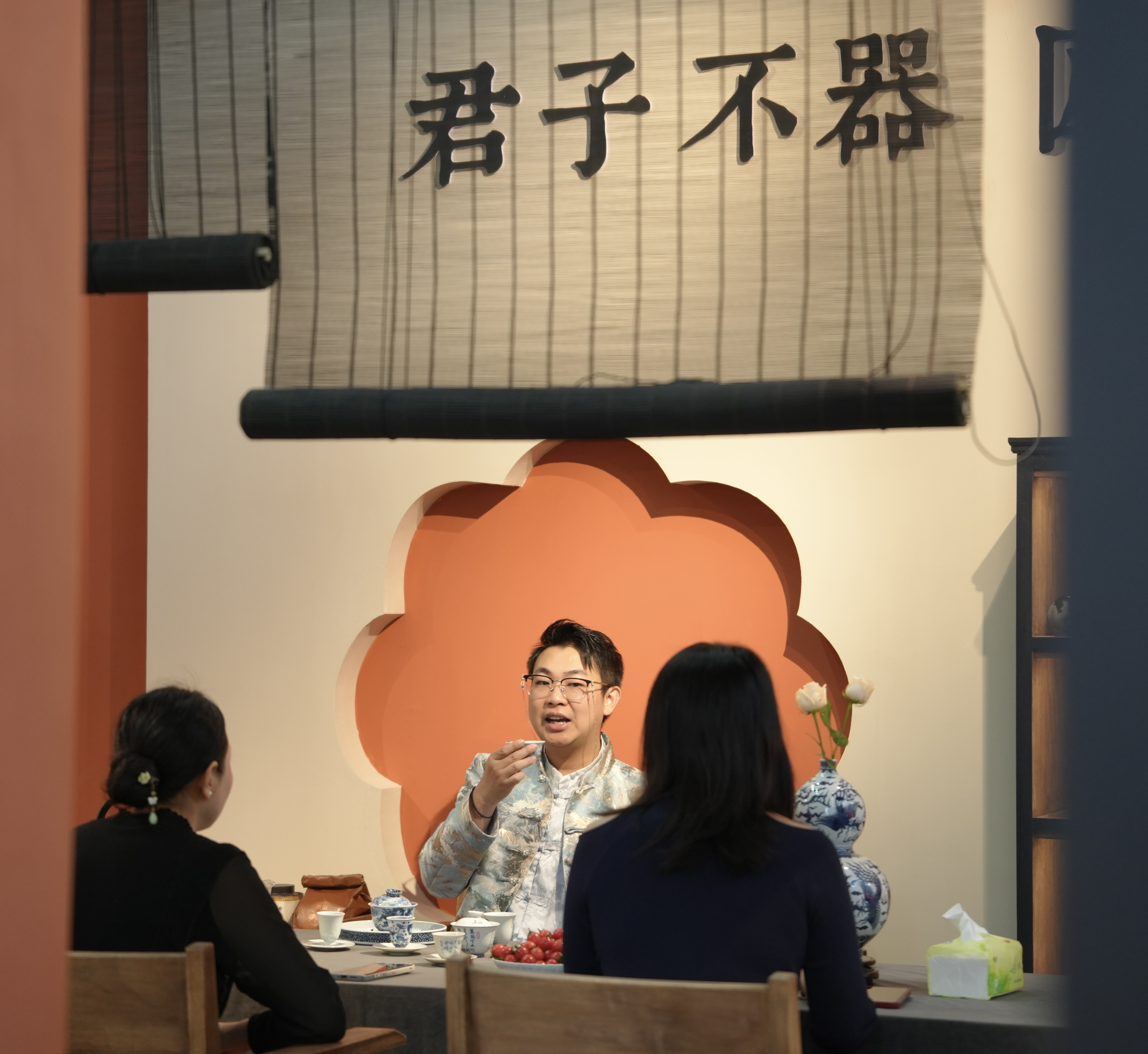 钟家窑亮相2025深圳茶博会,沉浸式体验茶器艺术(图6) 钟家窑亮相2025深圳茶博会,沉浸式体验茶器艺术(图6)