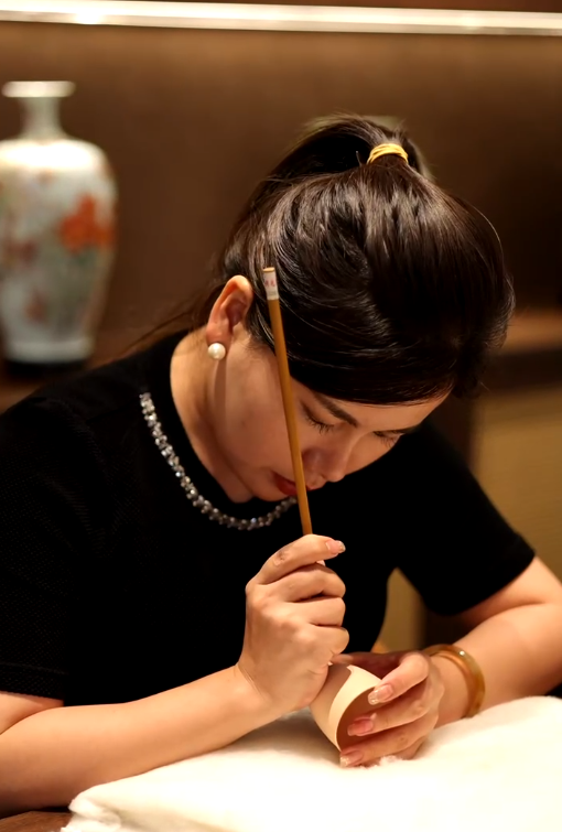 小桥窑“和为贵”系列:荣登《中国礼·陶瓷季》,以瓷载道,礼传“和”韵(图3) 小桥窑“和为贵”系列:荣登《中国礼·陶瓷季》,以瓷载道,礼传“和”韵(图3)