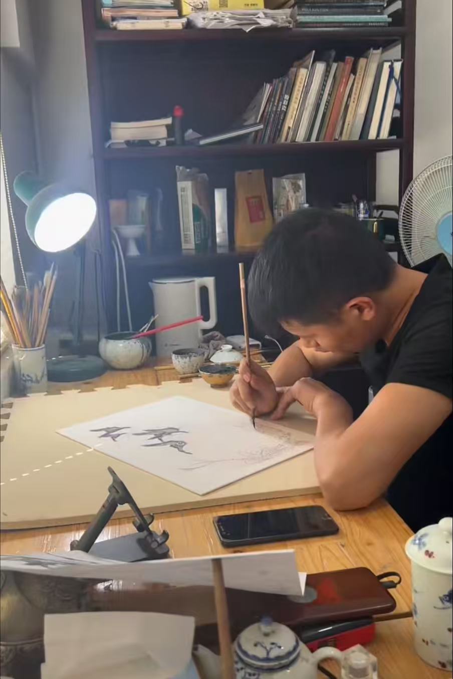 小桥窑：文人青花传承者，景德镇“入门即高端”的品质之选(图1)