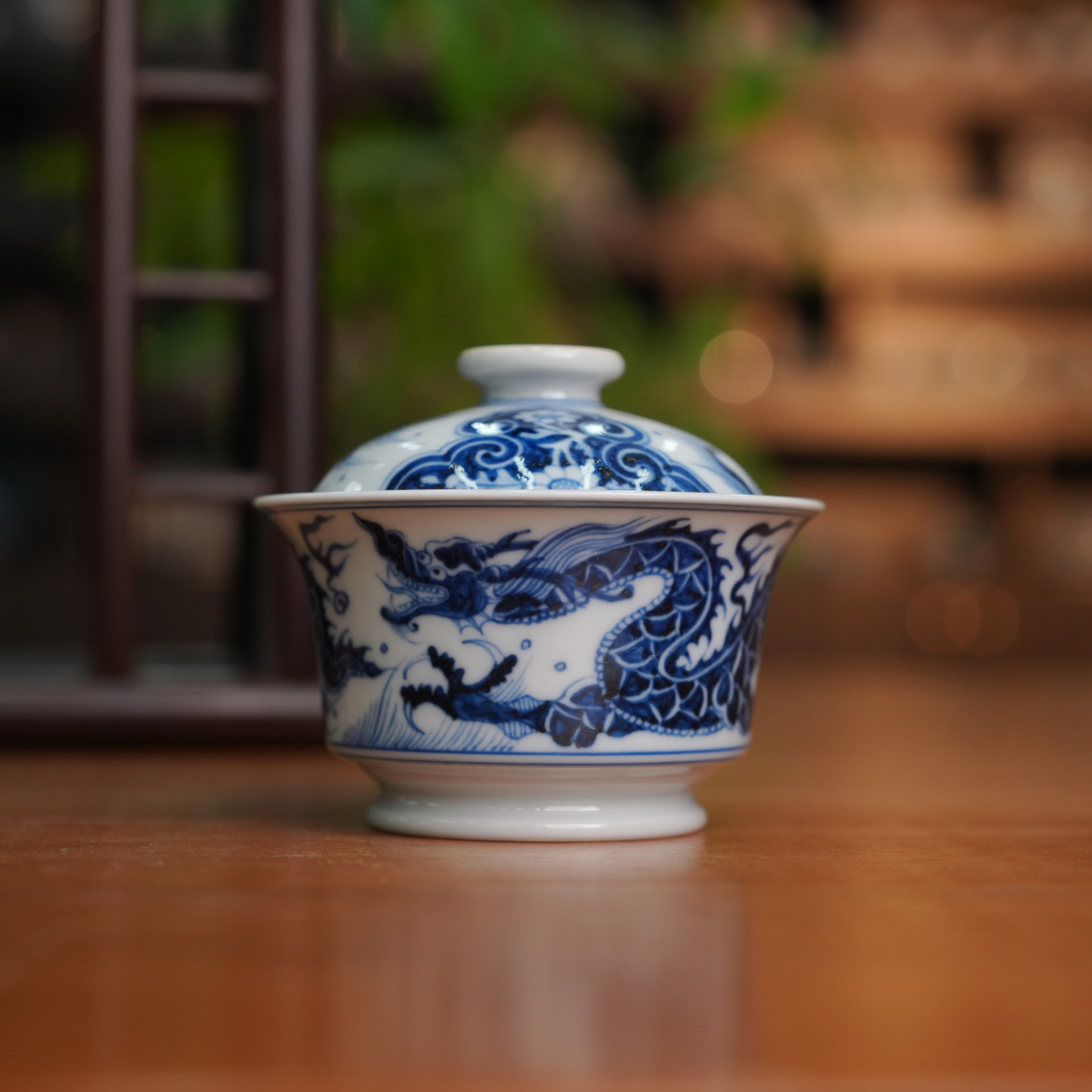 景德镇柴窑青花一线窑口刘建锋窑：胎釉之王，永宣复刻标杆，是否值得入手？(图1)