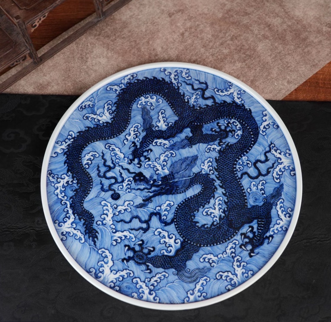 当代仿古青花：为何说刘建锋窑是稳居一线的“理财级”硬通货？(图1)
