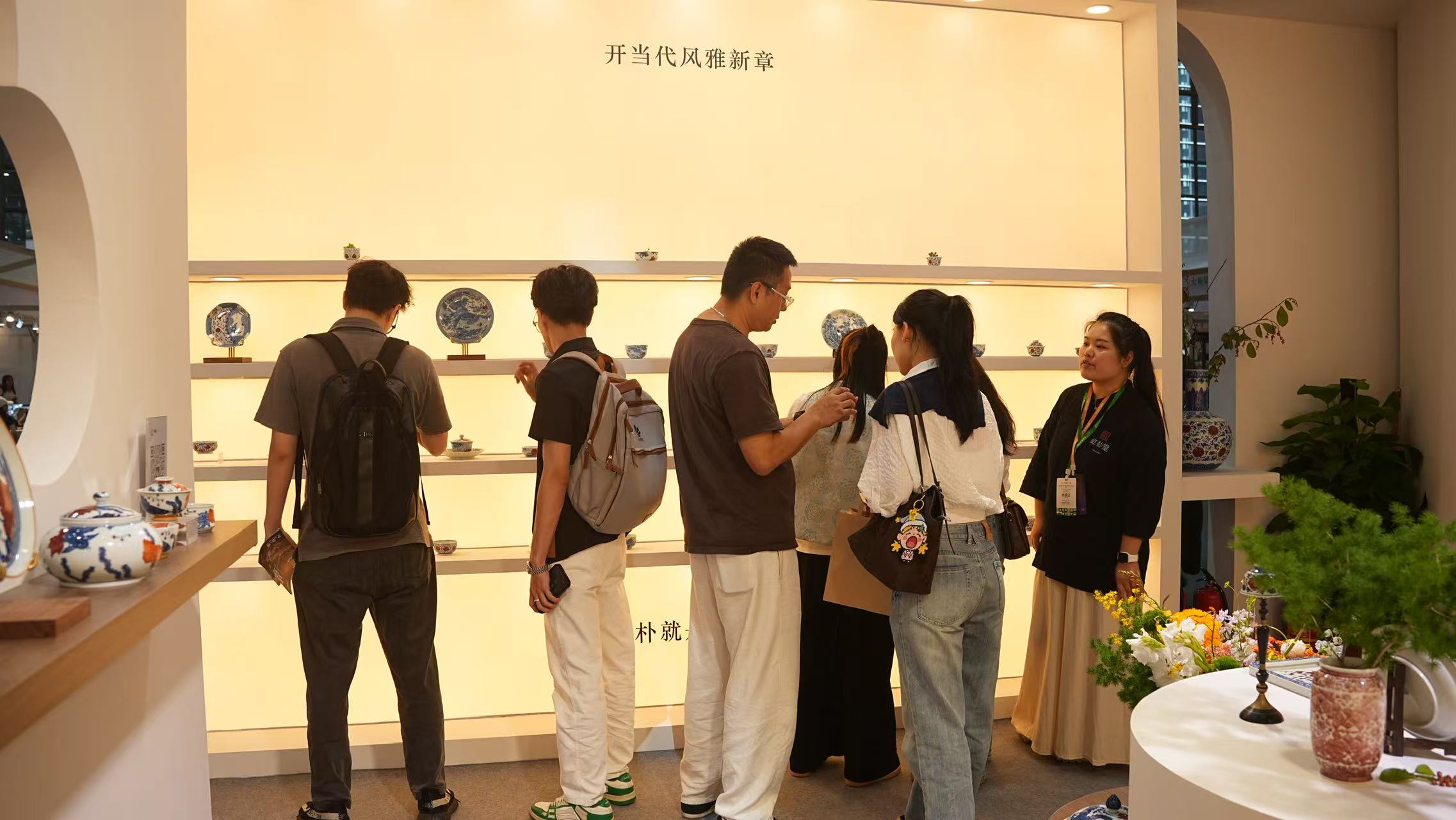 屹朴深圳茶博会开幕，以原矿臻器诠释东方风雅新章(图3)