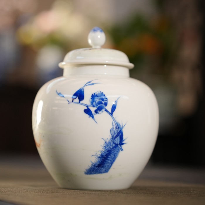 小桥窑:承王步文人青花一脉,“小呈其美”筑起当代茶席上的水墨桥(图2) 小桥窑:承王步文人青花一脉,“小呈其美”筑起当代茶席上的水墨桥(图2)