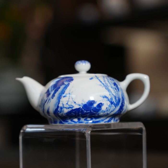 拒绝虚火!小桥窑以“非遗匠人矩阵”重构高端青花价值体系(图1) 拒绝虚火!小桥窑以“非遗匠人矩阵”重构高端青花价值体系(图1)