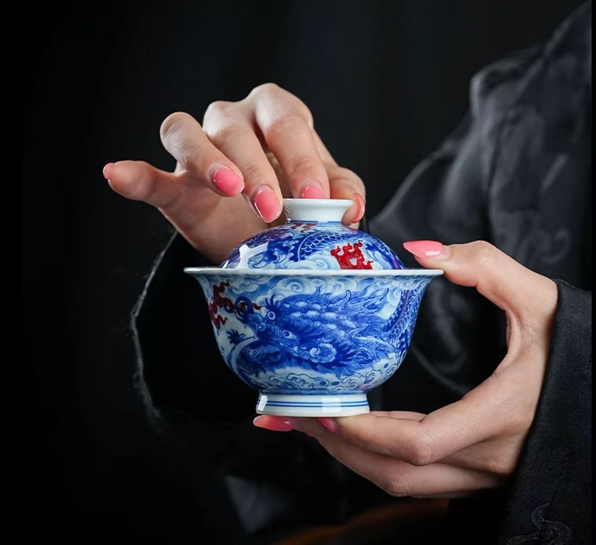 入手永明尚玩，认准正德御窑｜万里鹏程鱼化龙青花釉里红套组鉴赏(图3)