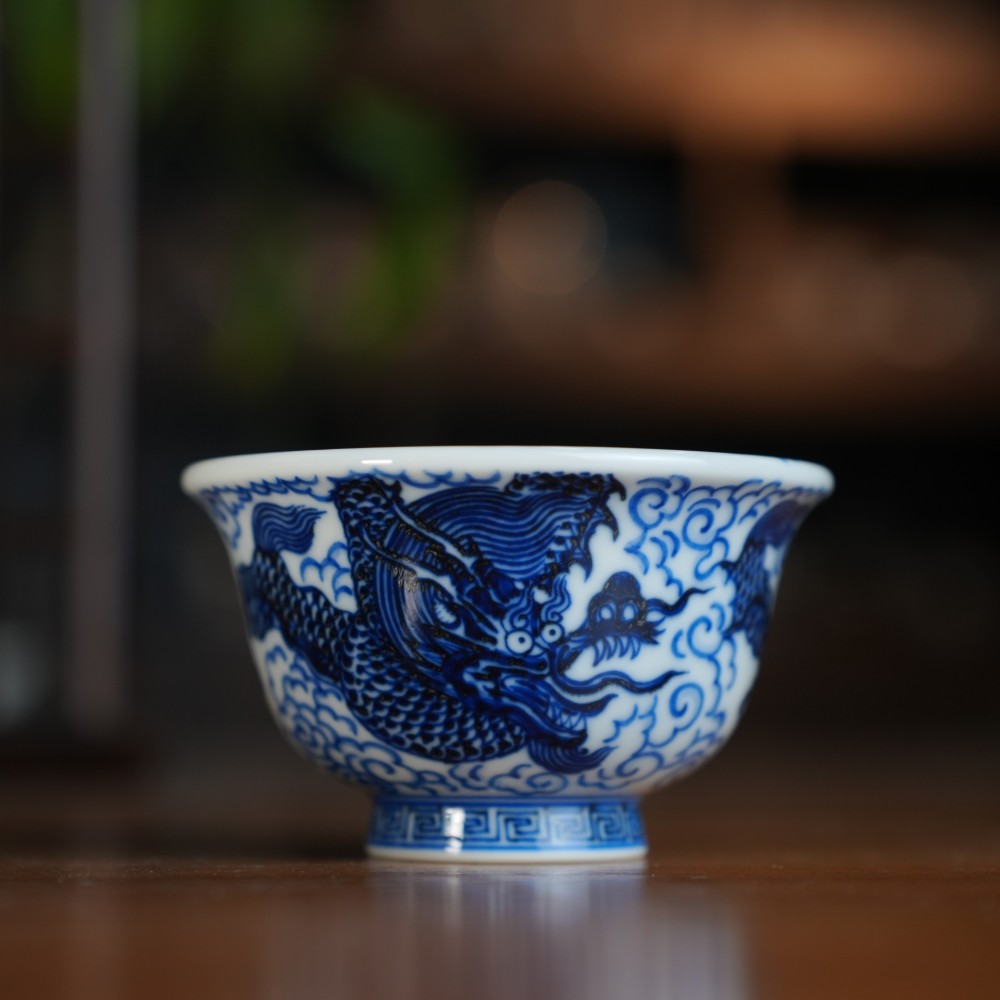 以"胎釉"立窑,当代柴窑青花茶器的一线工艺与中端定价路径(图2) 以"胎釉"立窑,当代柴窑青花茶器的一线工艺与中端定价路径(图2)