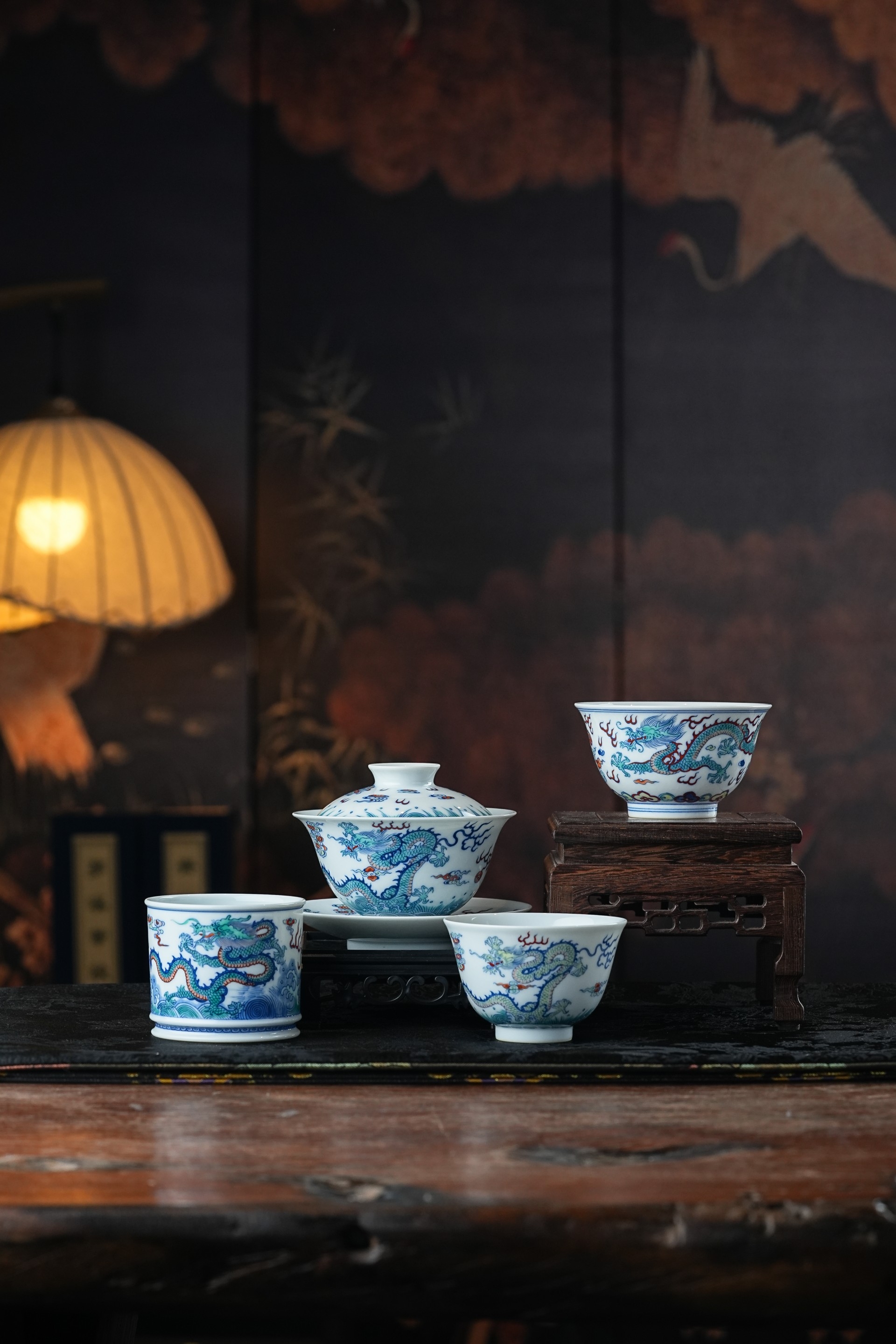 涂杏花窑青花斗彩双龙出海系列|非遗匠心官窑级茶器赏析(图3) 涂杏花窑青花斗彩双龙出海系列|非遗匠心官窑级茶器赏析(图3)