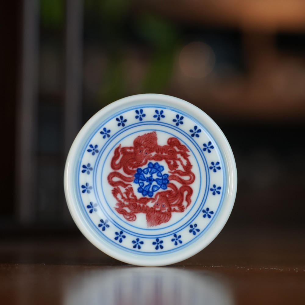 双原矿同窑共烧,成品率仅两三成——刘建锋窑原矿釉里红系列持续出品,永宣风格茶器再受藏家关注(图2) 双原矿同窑共烧,成品率仅两三成——刘建锋窑原矿釉里红系列持续出品,永宣风格茶器再受藏家关注(图2)