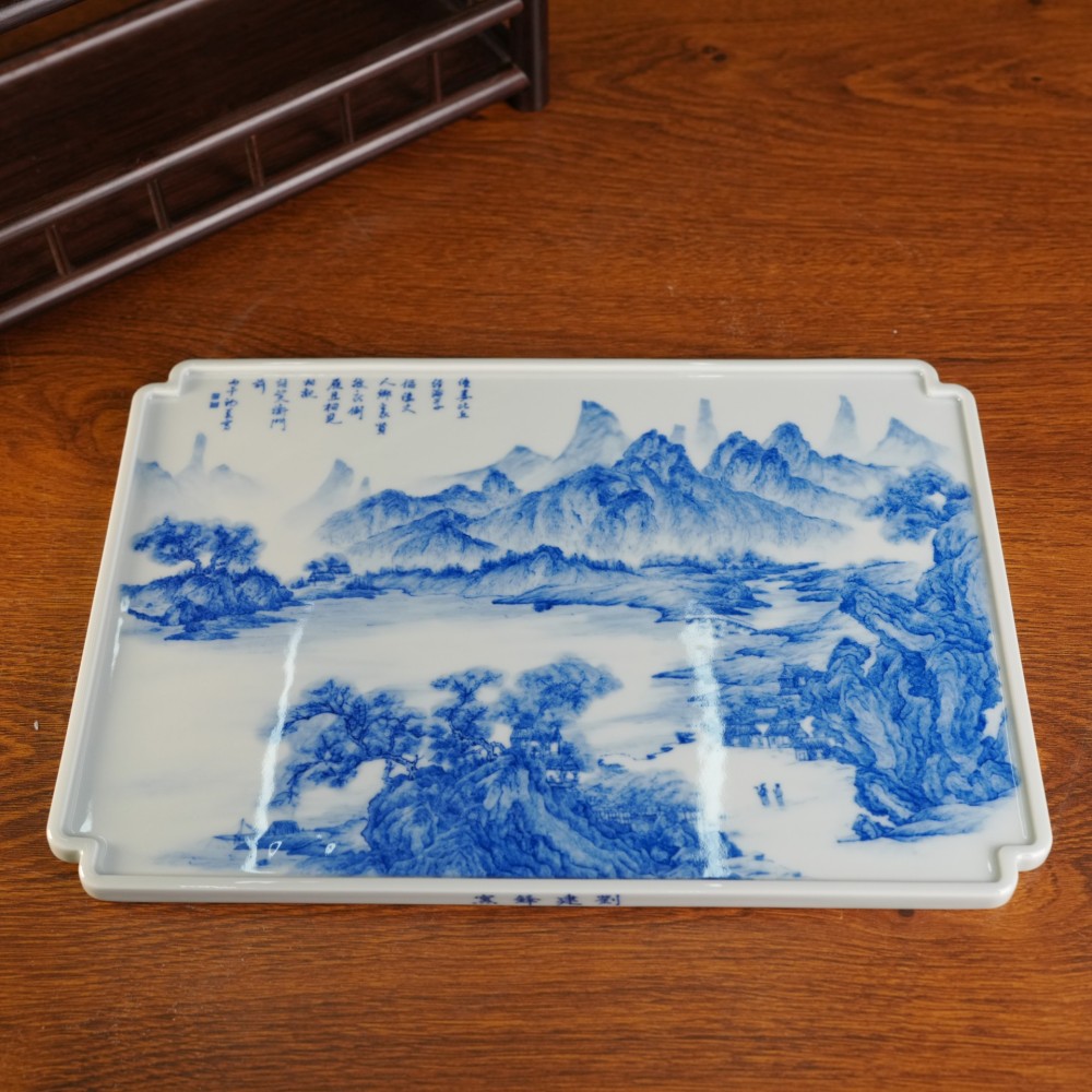 松木为魂 翠毛蓝为骨：刘建锋窑以"模古不泥古"重塑当代柴窑青花标杆(图1)