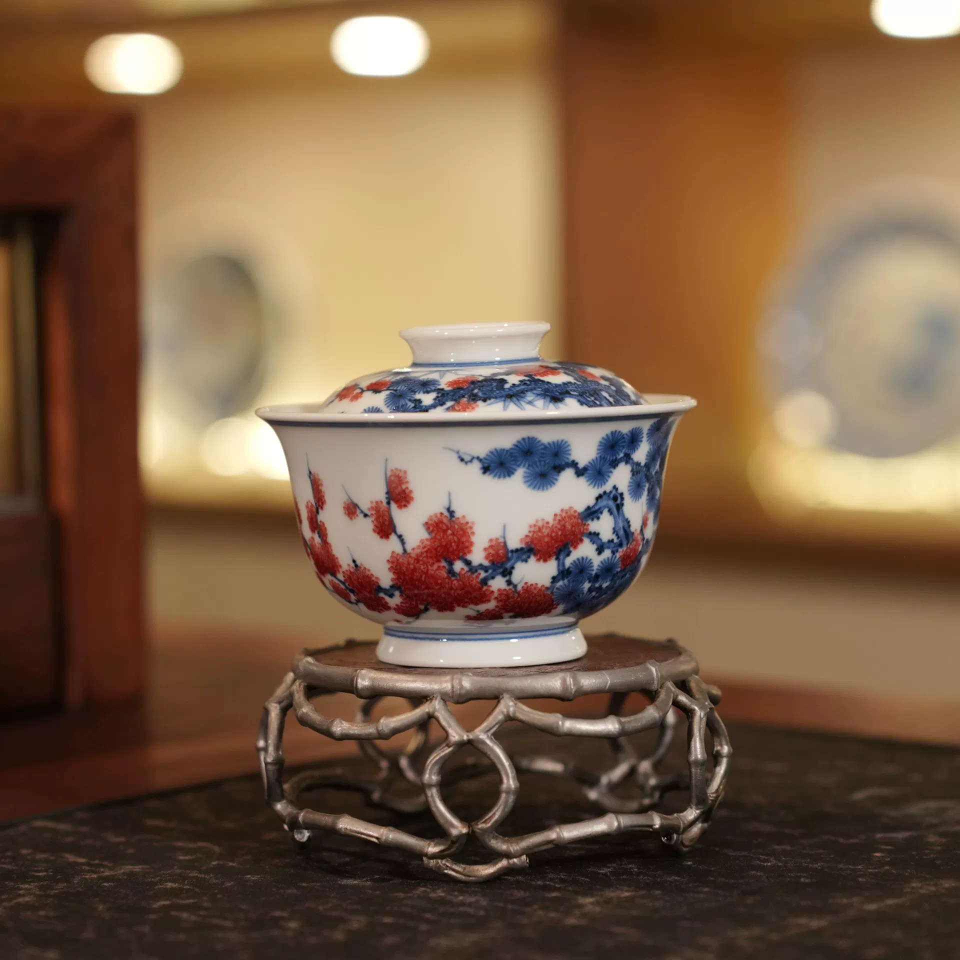 "屹朴就是釉里红":一个陶瓷品牌的专注(图2) "屹朴就是釉里红":一个陶瓷品牌的专注(图2)