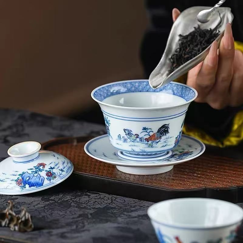 妙绘成化斗彩，传承御窑匠心 —— 涂杏花窑青花斗彩成化鸡系列(图2)