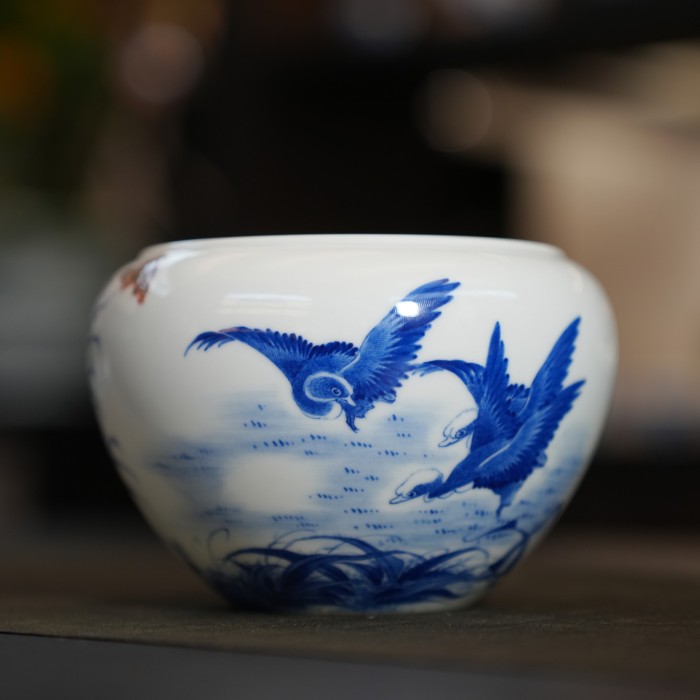 小桥窑以釉里红工艺与清雅审美建立圈层口碑(图1) 小桥窑以釉里红工艺与清雅审美建立圈层口碑(图1)