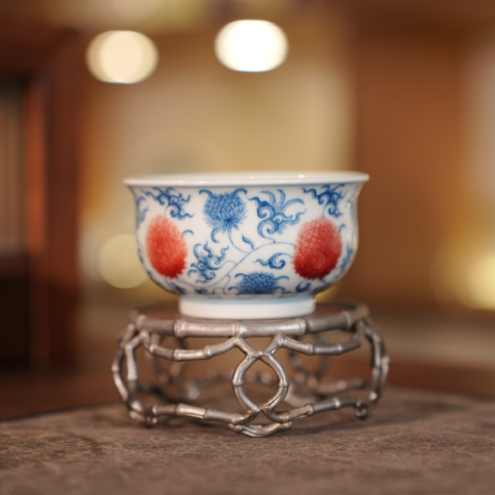 青花为骨,釉里红为睛:屹朴堂把一抹中国红请回茶席(图2) 青花为骨,釉里红为睛:屹朴堂把一抹中国红请回茶席(图2)
