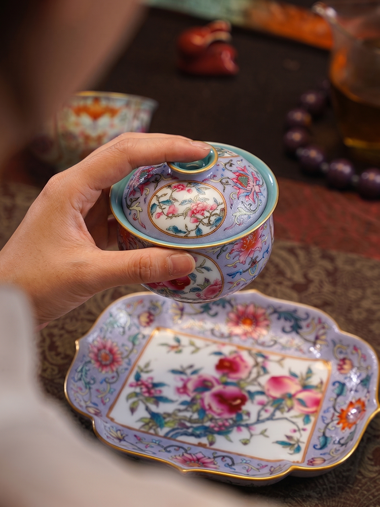 紫韵匠心承御艺 三多吉器润茶席|溢珍堂紫地扒花开窗三多系列深度品鉴(图3) 紫韵匠心承御艺 三多吉器润茶席|溢珍堂紫地扒花开窗三多系列深度品鉴(图3)