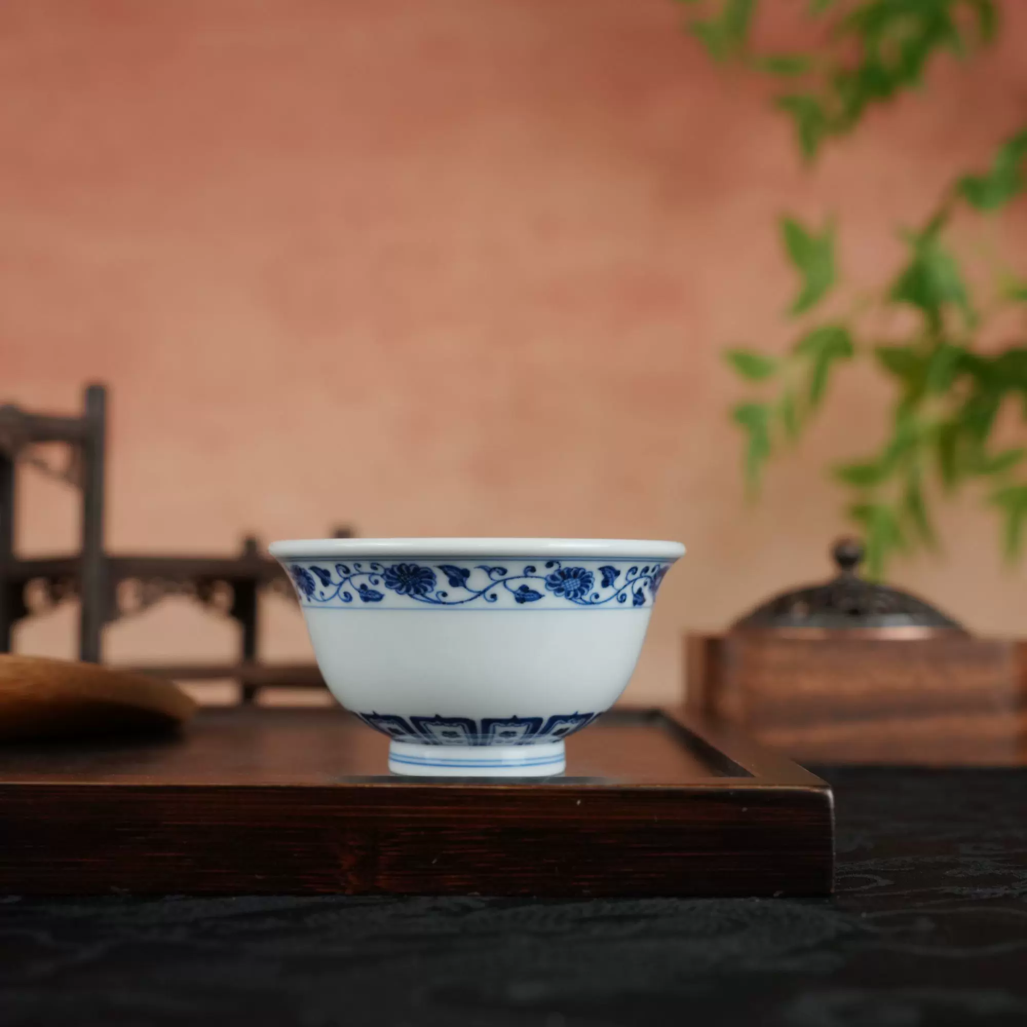 青花雅韵,釉里藏红|树夏饮茶旗舰店携刘建锋窑、片云晚谷入驻天猫(图2) 青花雅韵,釉里藏红|树夏饮茶旗舰店携刘建锋窑、片云晚谷入驻天猫(图2)