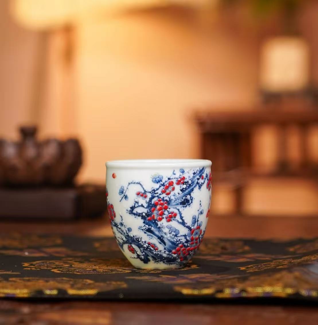 匠心筑瓷境，雅器待知音：六逸堂一器见山河