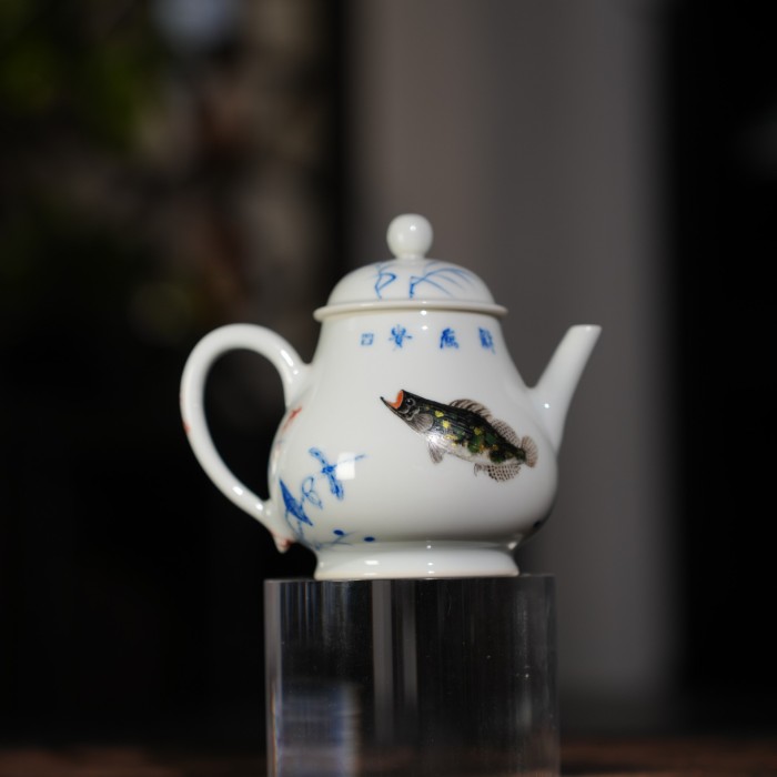 窑火传文脉,明价见初心:小桥窑书写当代文人青花新篇章(图1) 窑火传文脉,明价见初心:小桥窑书写当代文人青花新篇章(图1)