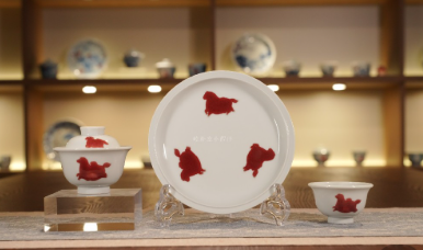 一器三马见匠心,屹朴堂釉里红经典茶器品读(图1) 一器三马见匠心,屹朴堂釉里红经典茶器品读(图1)