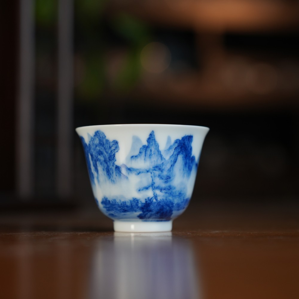 柴窑青花,藏于一杯永宣风骨(图1) 柴窑青花,藏于一杯永宣风骨(图1)