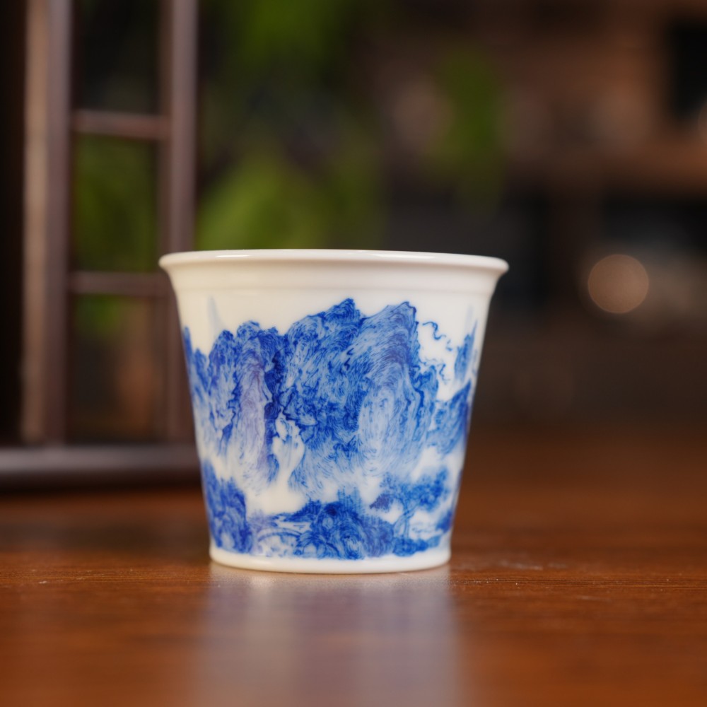 松火凝翠,永宣归来|刘建锋窑原矿青花,当代名窑茶器兼具品茗与收藏价值(图2) 松火凝翠,永宣归来|刘建锋窑原矿青花,当代名窑茶器兼具品茗与收藏价值(图2)