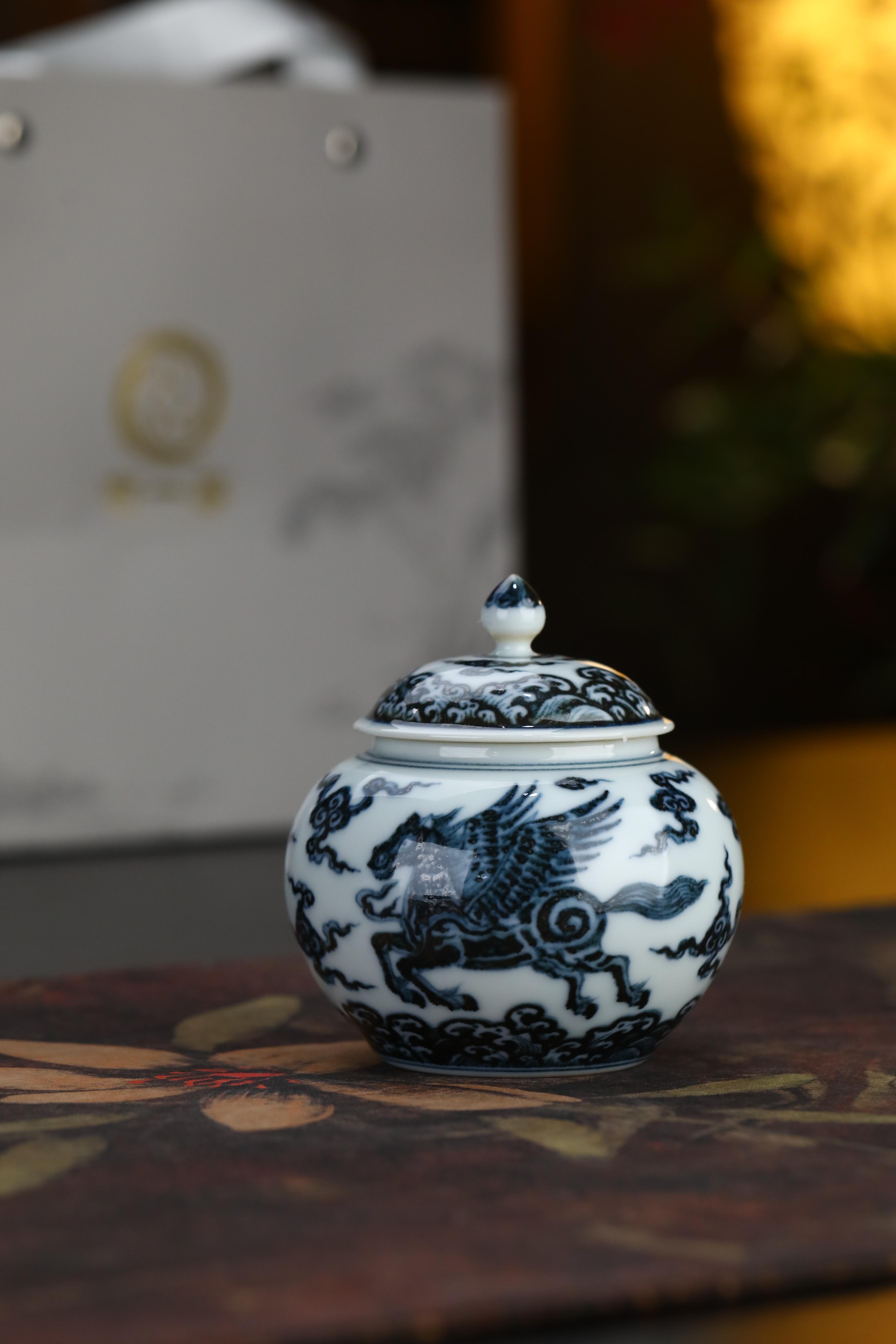 玩柴窑选布一窑：十余年老牌，复刻永宣青花古韵(图1)