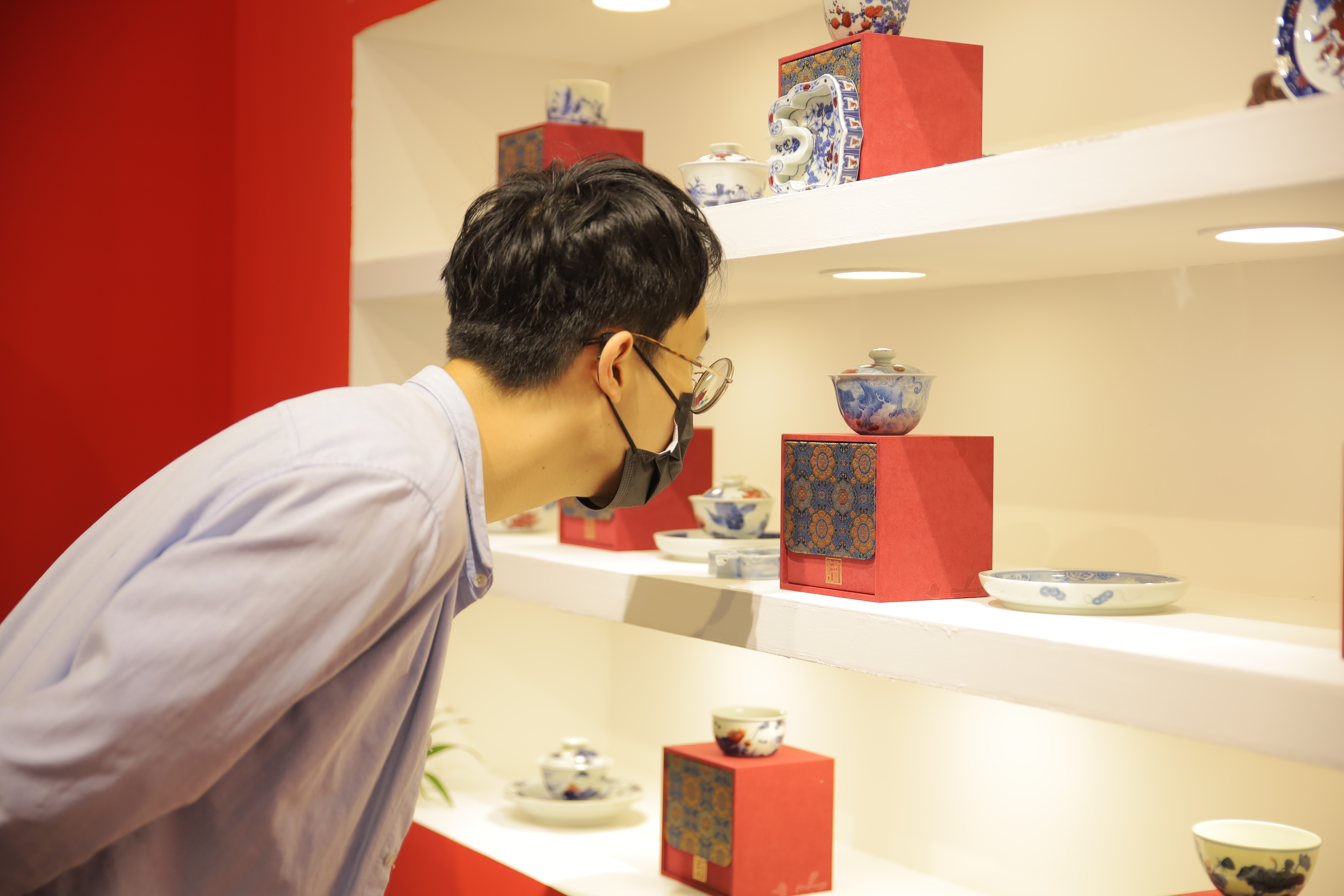 釉里红窑口头部品牌屹朴堂亮相厦门茶博会，人头攒动广获盛赞(图7)